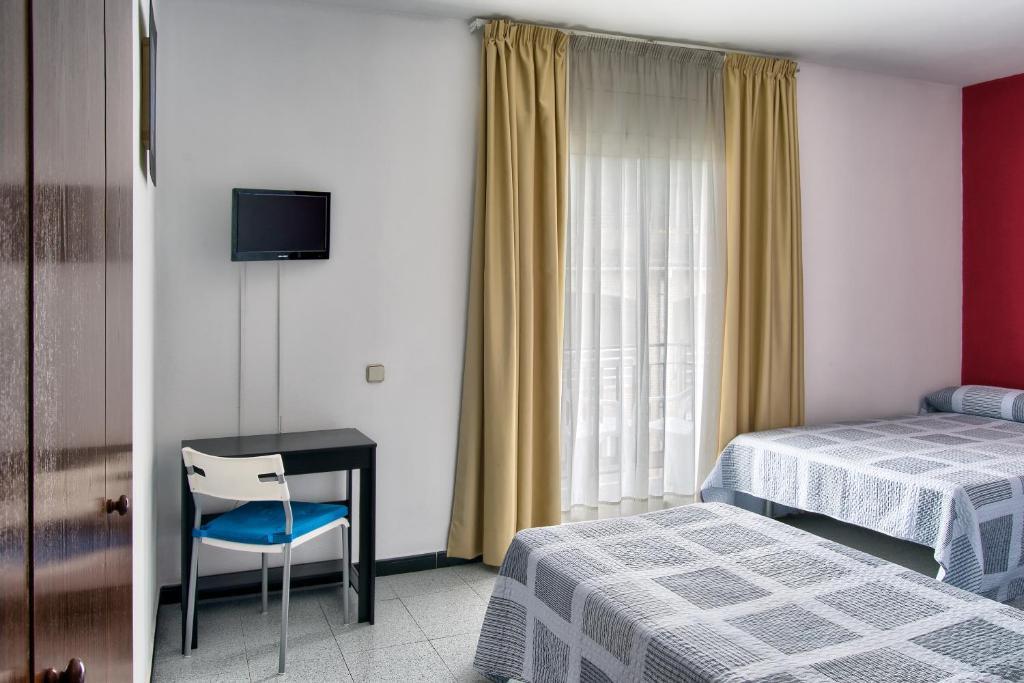 Hostal Bonavista Blanes Quarto foto