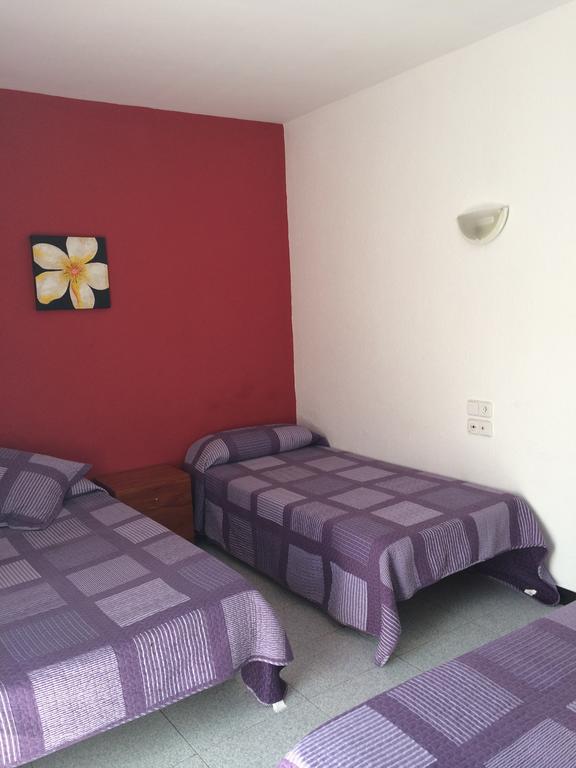 Hostal Bonavista Blanes Quarto foto